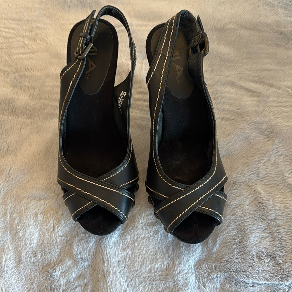 Mia Fallon Black Size 8 Heels